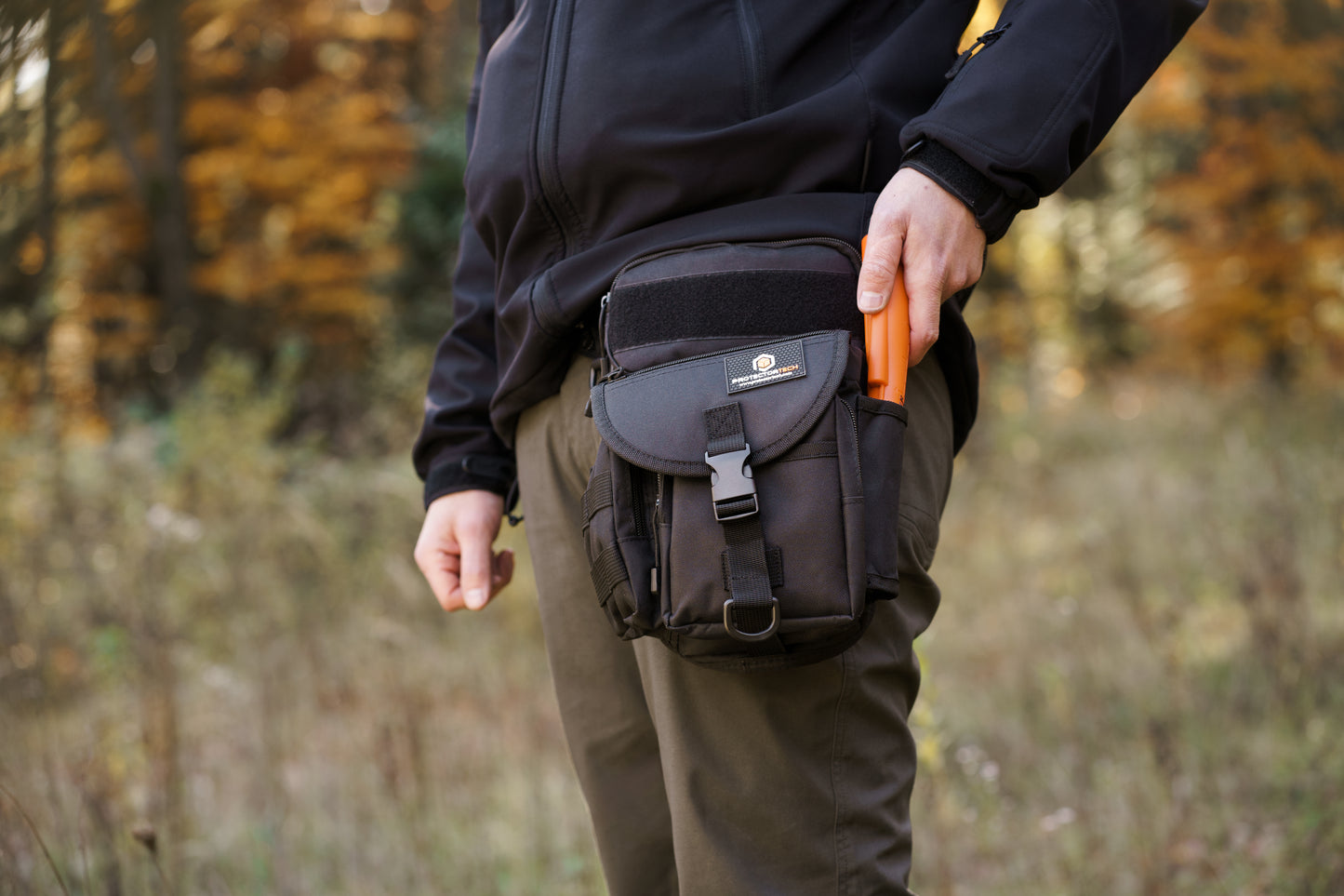 Drop pouch for finds with pinpointer holster